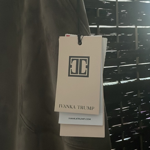 Brand new with tags size 10 Ivanka Trump skirt with pockets - Picture 2 of 3